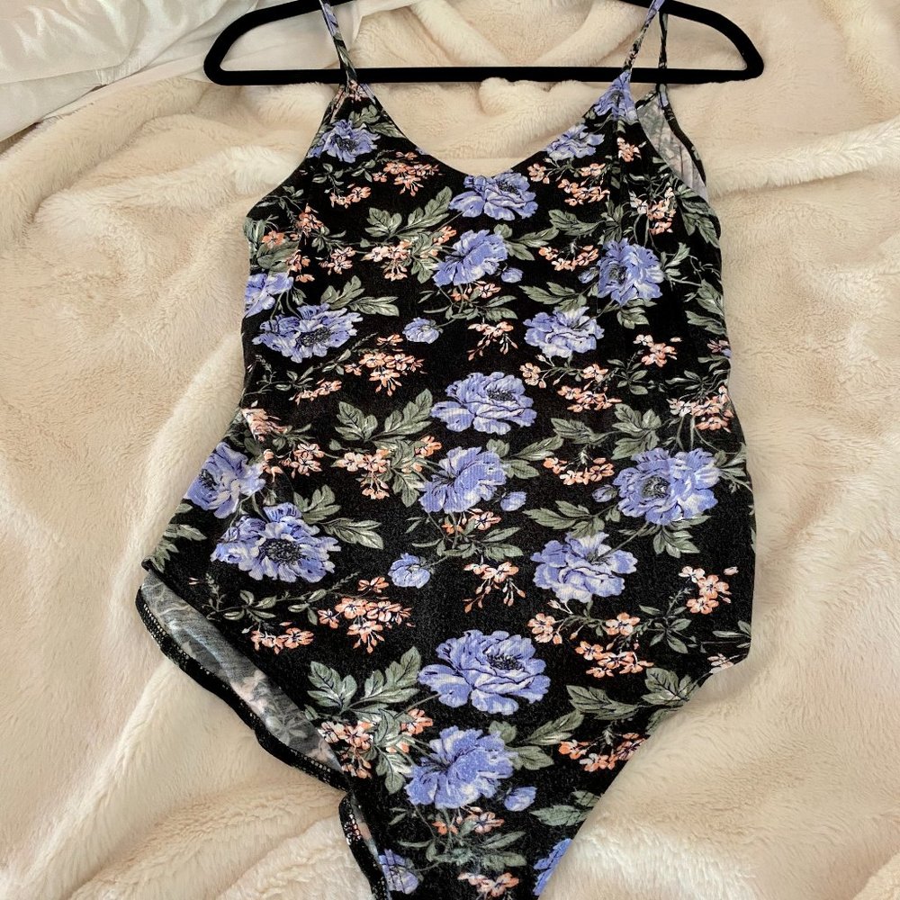 NWOT American Eagle Bodysuit XL